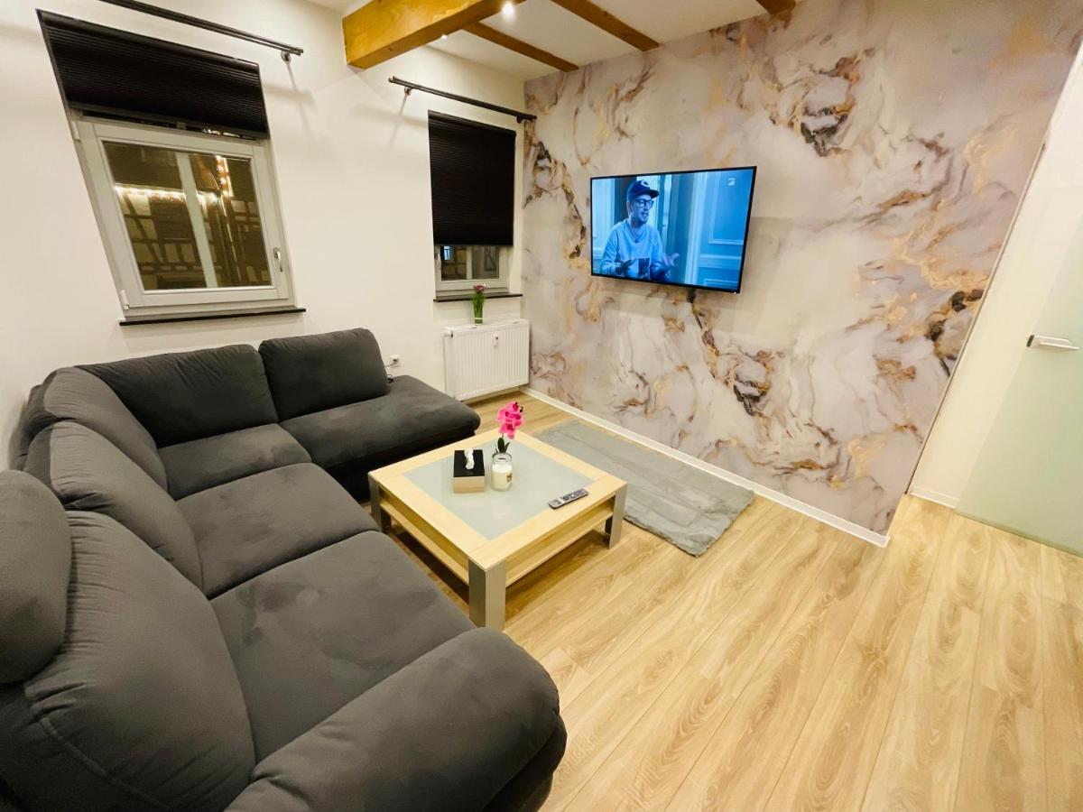 Best Central Apartment - Am Marktplatz - Up To 5 - Next To Frankfurt And Hanau - Coffee And Snacks - Netflix, Prime, Disney Nidderau エクステリア 写真
